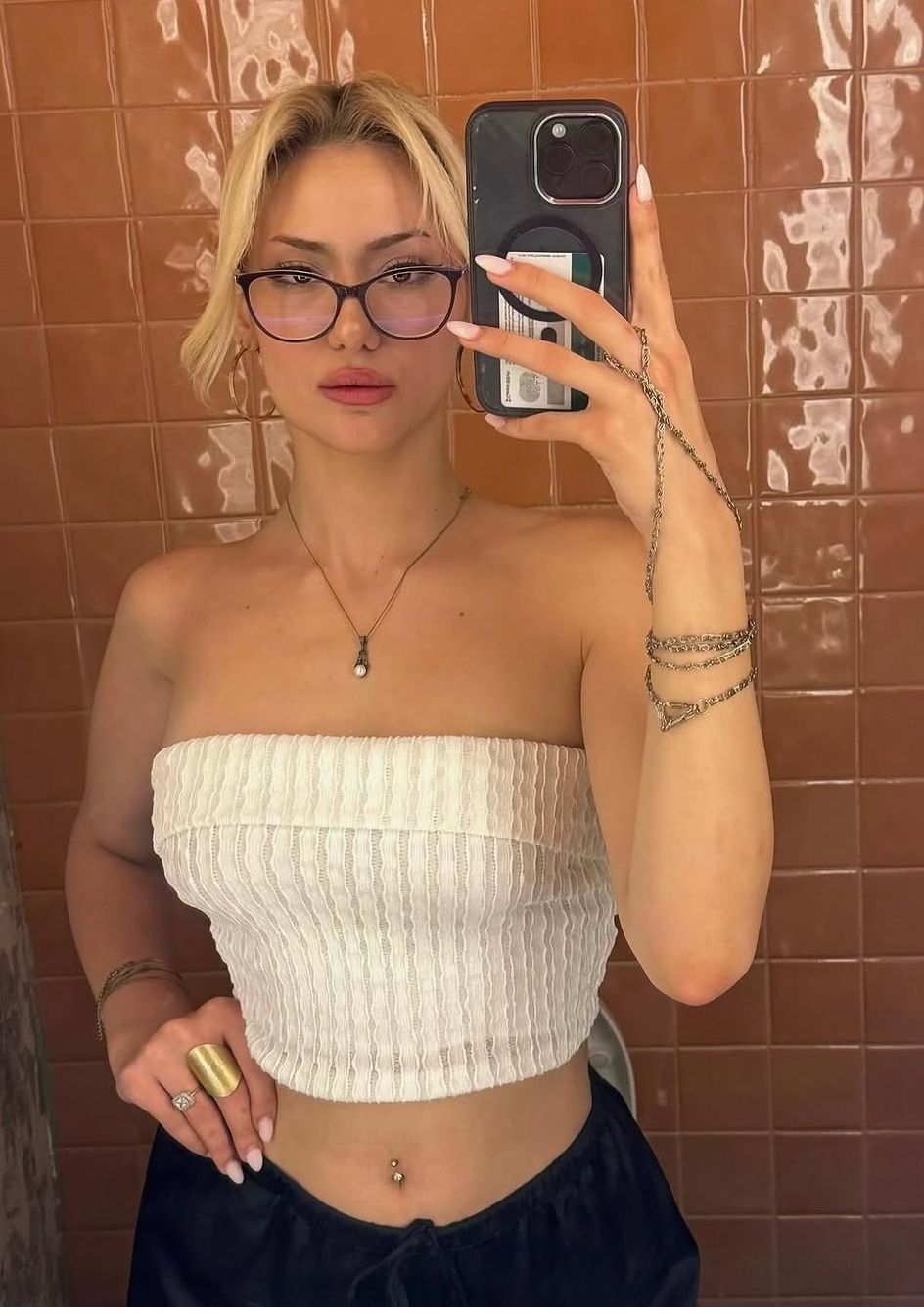 Yeniyapan Doğal Güzellik Escort Azra
