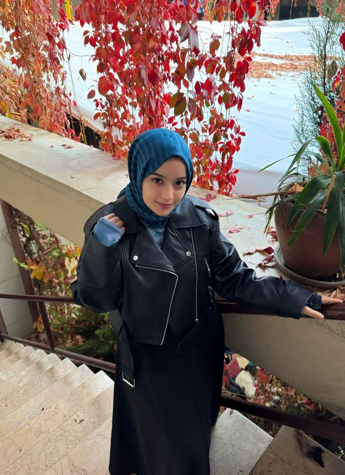 Güller Eve Gelen Escort Gülin